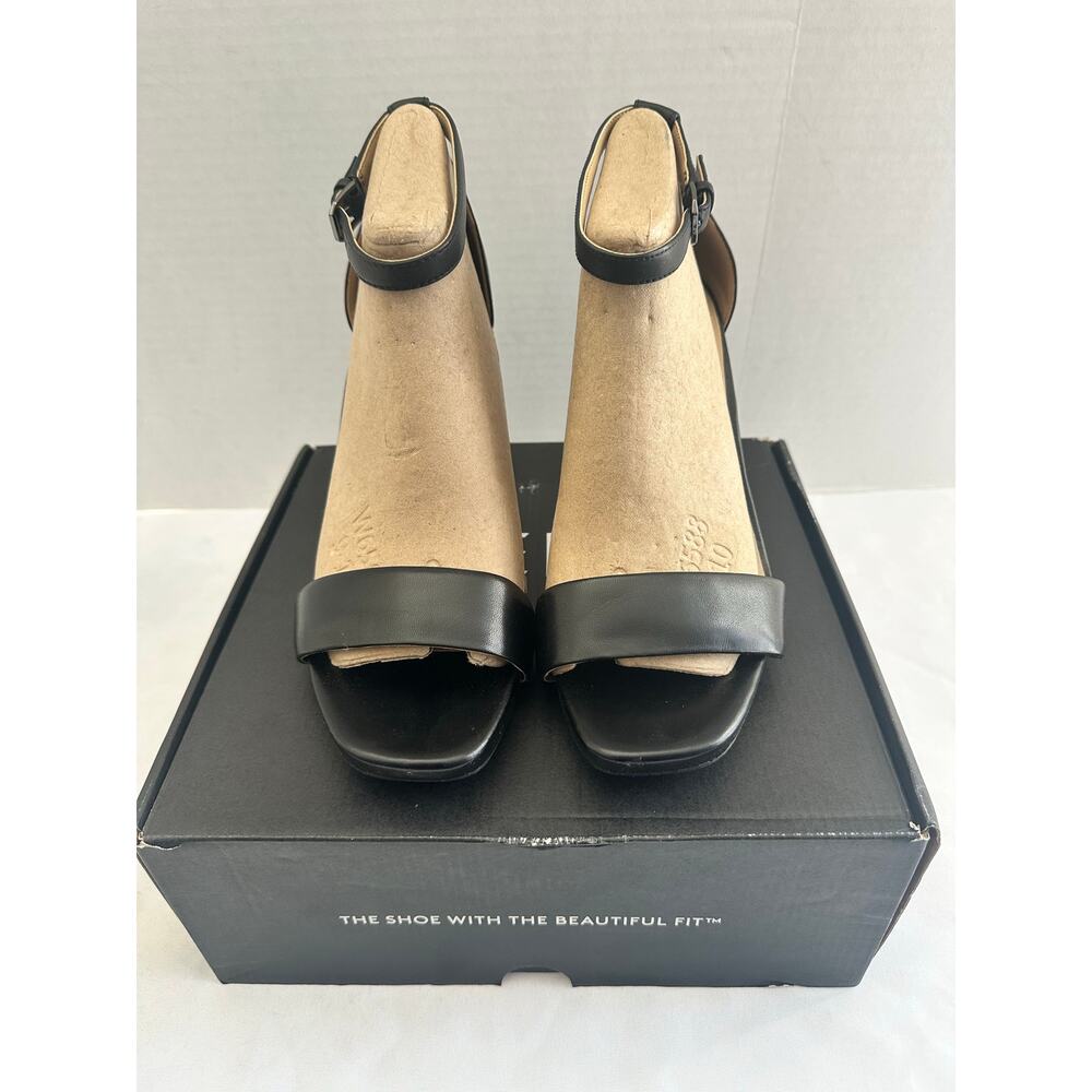 Naturalizer Joy Black Open-Toe Ankle Strap Heels 10w